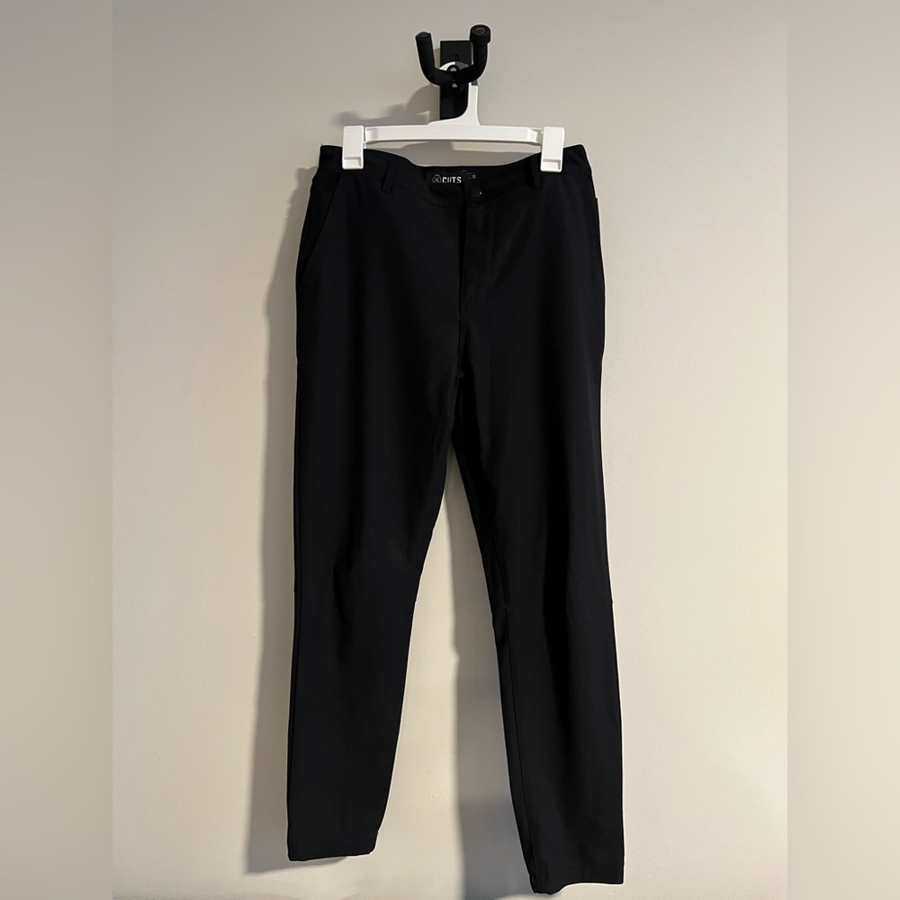 CUTS AO Joggers, Medium